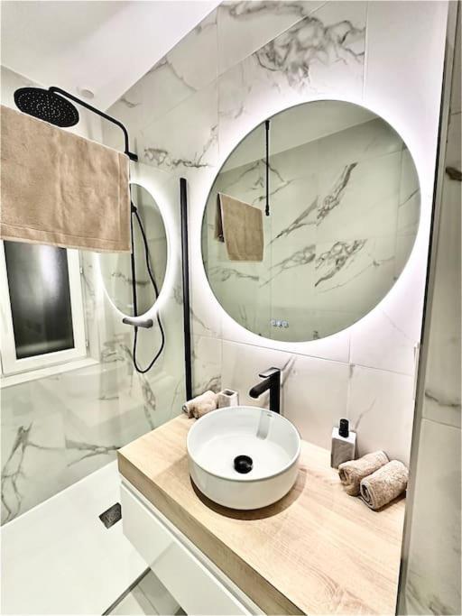 L'Eclat Prestigieux : Quartier Henriville Амиен Екстериор снимка