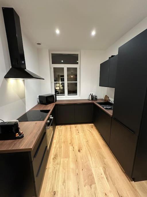 L'Eclat Prestigieux : Quartier Henriville Амиен Екстериор снимка